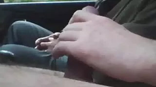 Cytherea, une rousse salope, éjacule tout en faisant une pipe vidéos porno hardcore bâclée