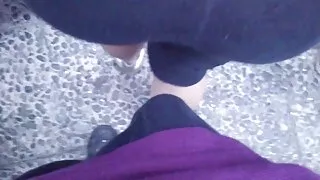 June xxx vidéos gratuit Summers, une MILF brune bien roulée, saute sur une grosse bite