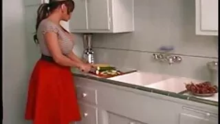 La routine matinale se transforme en sexe passionné pour Sabrina Moore. film pornographie vidéo