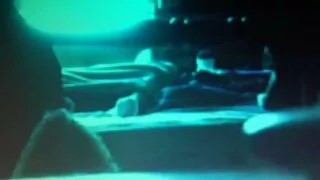 Une voir video xxx brune russe à la poitrine plate se fait gorger et baiser en levrette