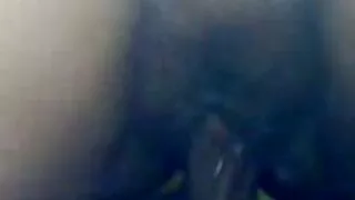 La poulette video sexe gratuite tatouée Joanna Angel montre ses seins dans la voiture