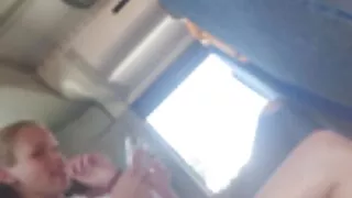 La lesbienne française vidéo pornographiques français Tiffany Doll dido baise l'anus et la chatte de sa copine salope