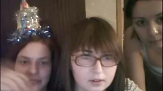 Deux incroyables putes en laisse tukif vidéo porno se prennent une bite dans le cul