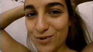 La beauté blonde PAWG Anita Blue se fait video sexx gratuit enculer en levrette