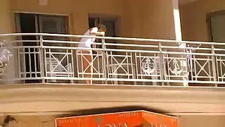 La délicieuse mannequin porno Jessica video porno hard gratuit Drake fait l'amour avec des filles sex-appeal