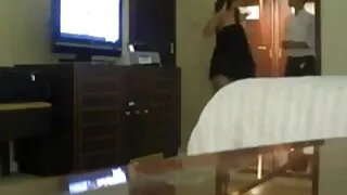 La tête blonde à les vidéos xxx queue de cochon lubrique est toujours prête à sucer une délicieuse bite