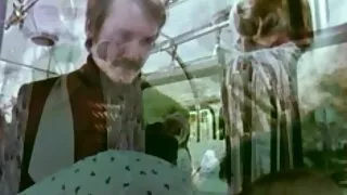 Le meilleur footjob de tous les temps par la fille mince vidéo porno français gratuit aux longues jambes Kira Parvati